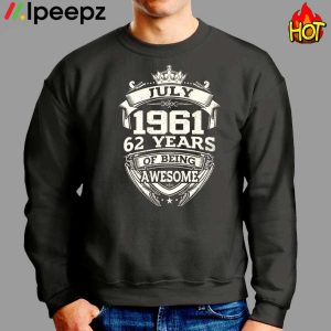 Born In 1961 62 Years Of Being Awesome Shirt 2