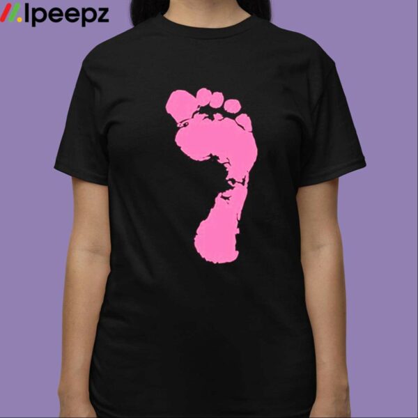 Big Pink Foot Get Up On Ya Good Food Shirt